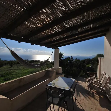 Casa Particular Lipari Holiday home *