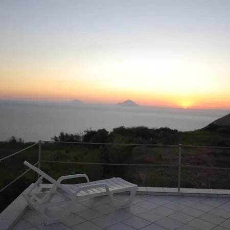 Casa Particular Lipari Tatil Evi *